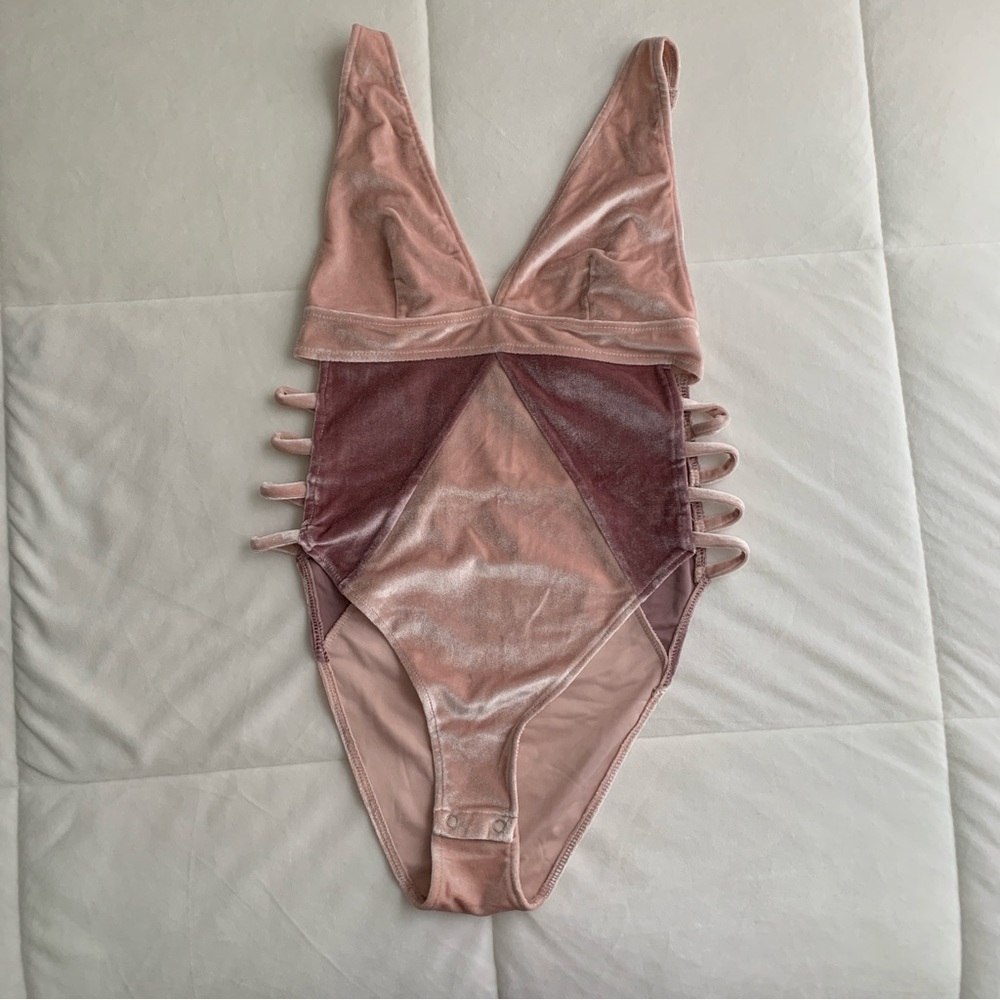 Forever 21 Women’s Pink Body Suit
